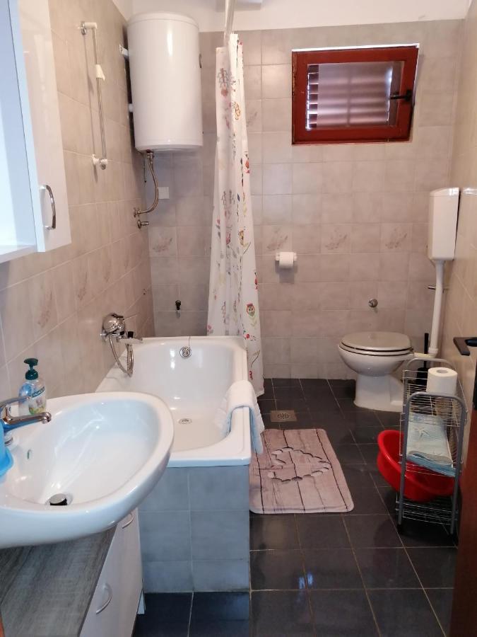 Apartments Stjepic Sukošan Dış mekan fotoğraf