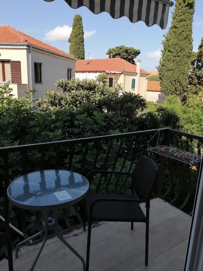 Apartments Stjepic Sukošan Dış mekan fotoğraf