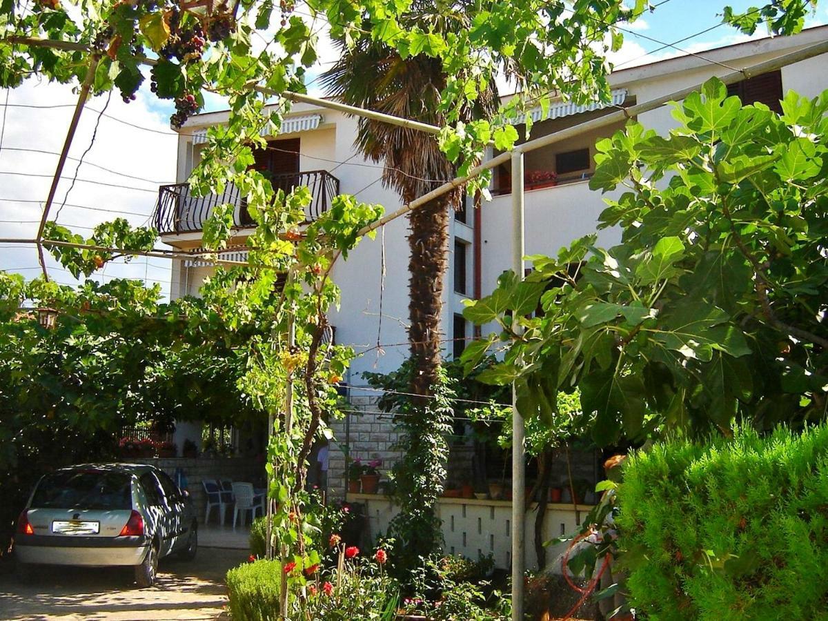 Apartments Stjepic Sukošan Dış mekan fotoğraf