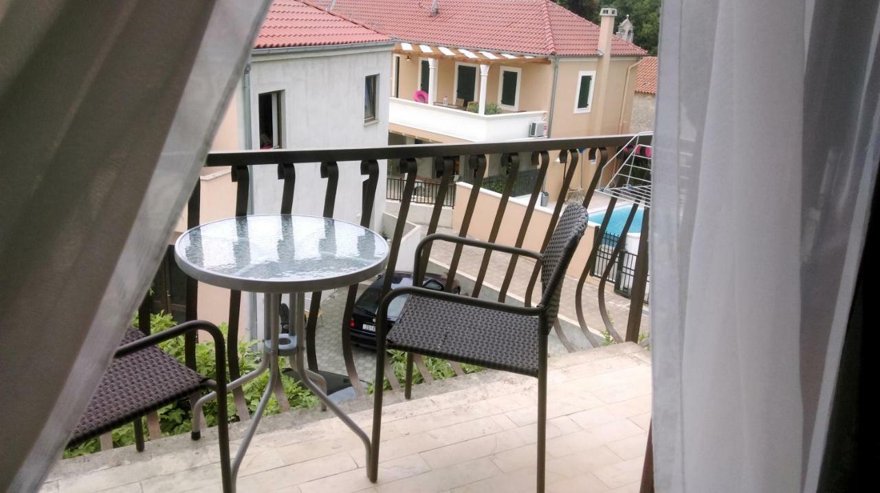 Apartments Stjepic Sukošan Dış mekan fotoğraf